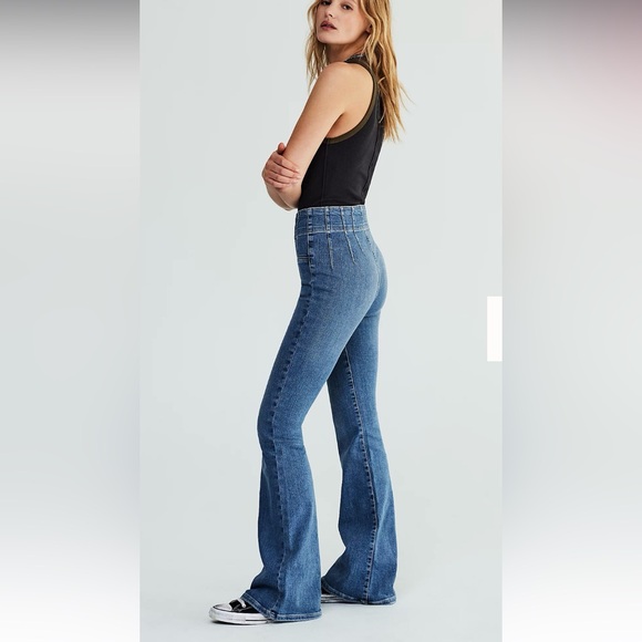 Free People flare jeans - Picture 1 of 6